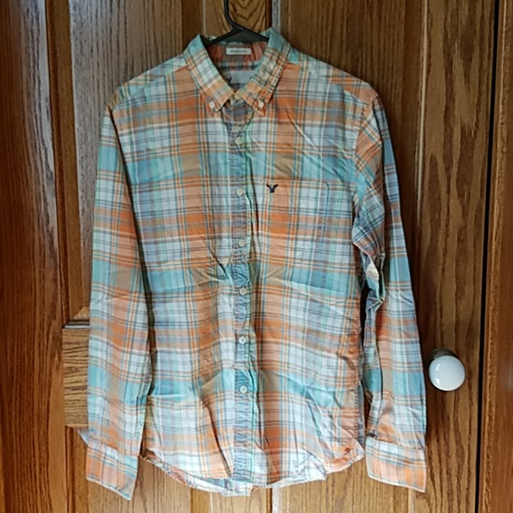 ❄American Eagle shirt